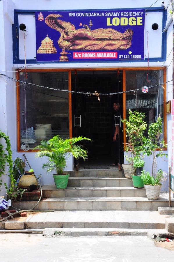 Sgs Residency Villa Tirupati Luaran gambar